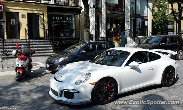 Porsche 911 GT3 spotted in Toronto, Canada