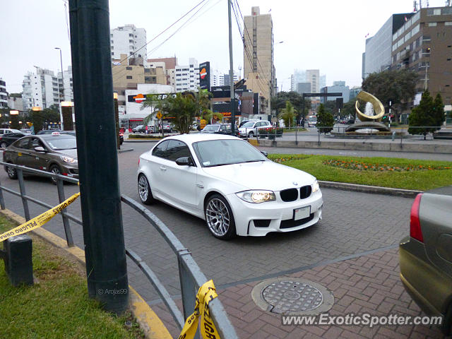 BMW 1M spotted in Lima, Peru