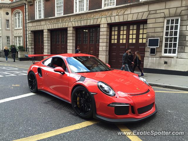 Porsche 911 GT3 spotted in London, United Kingdom