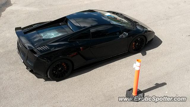 Lamborghini Gallardo spotted in South Beloit, Illinois
