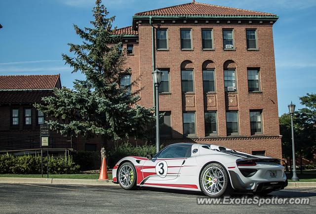 Porsche 918 Spyder spotted in Milwaukee, Wisconsin