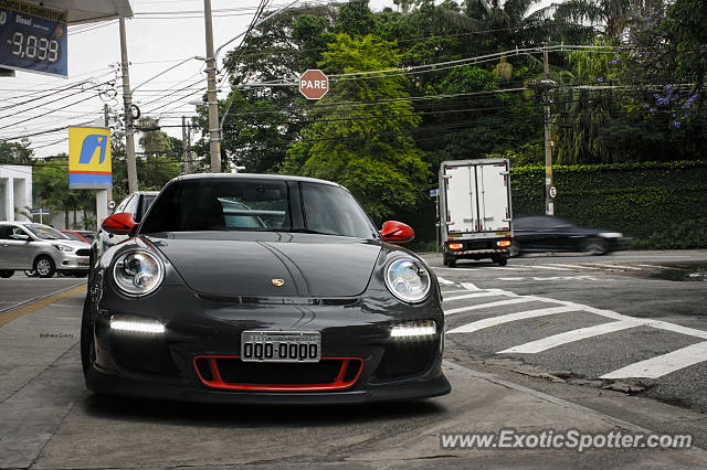 Porsche 911 GT3 spotted in São Paulo, Brazil