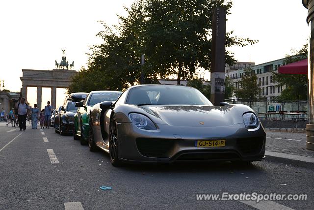 Porsche 918 Spyder spotted in Berlin, Germany