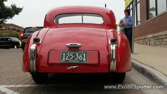 Jaguar E-Type spotted in Downers Grove, Illinois