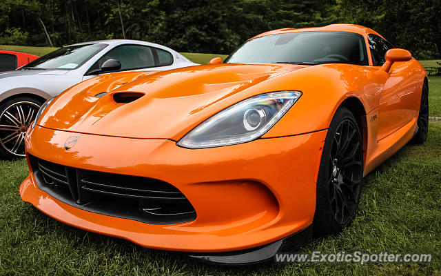 Dodge Viper spotted in Vaughn, Canada