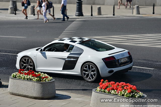 Audi R8 spotted in Warsaw, Poland