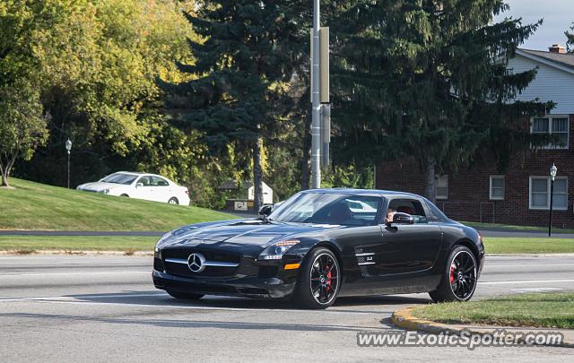 Mercedes SLS AMG spotted in Glendale, Wisconsin