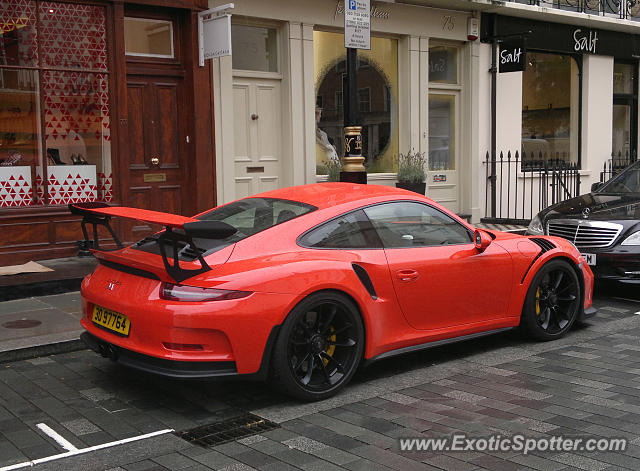 Porsche 911 GT3 spotted in London, United Kingdom