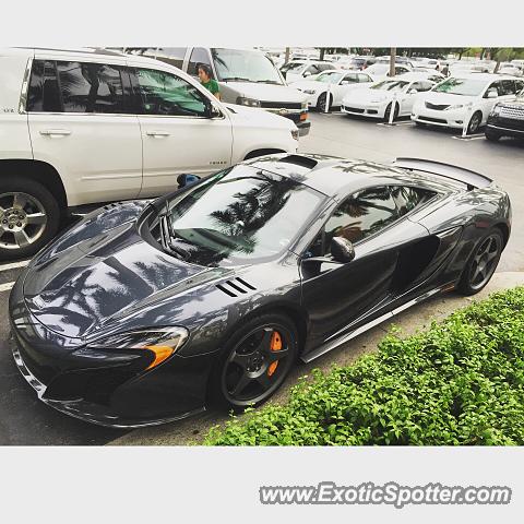 Mclaren 650S spotted in Aventura, Florida