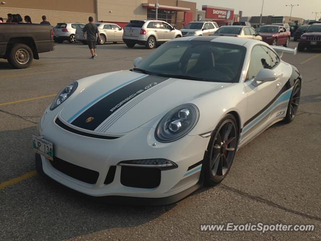 Porsche 911 GT3 spotted in Winnipeg, Canada