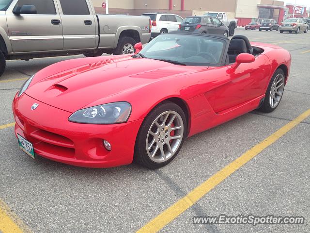 Dodge Viper spotted in Winnipeg, Canada