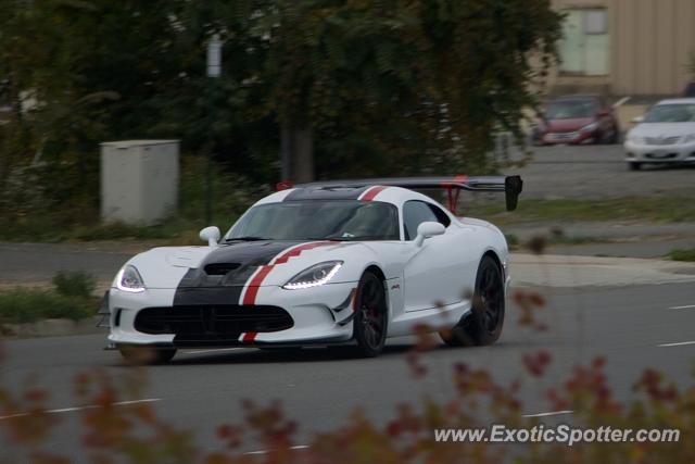 Dodge Viper spotted in Falls Church, Virginia