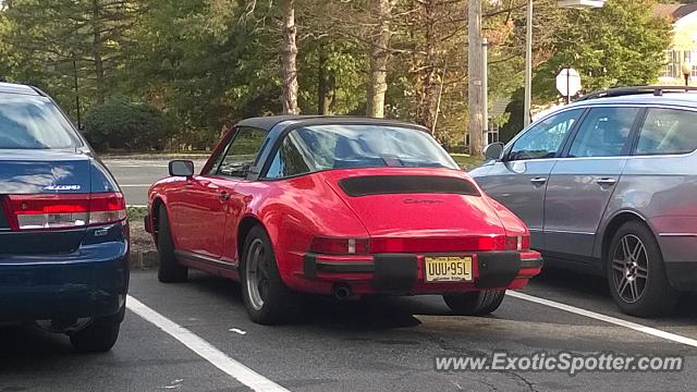 Porsche 911 spotted in Chatham, New Jersey