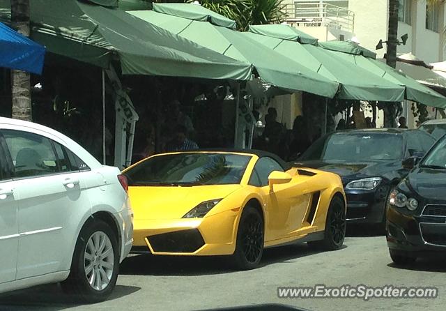 Lamborghini Gallardo spotted in Miami Beach, Florida