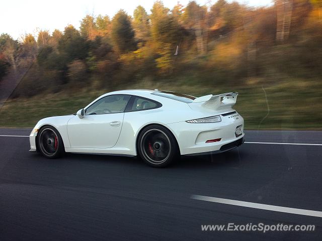 Porsche 911 GT3 spotted in Gaithersburg, Maryland