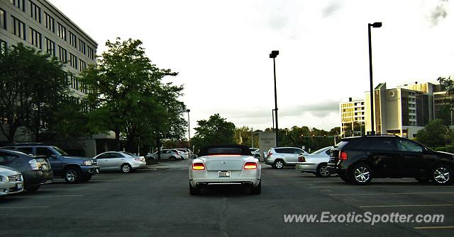 Bentley Continental spotted in Oak Brook, Illinois