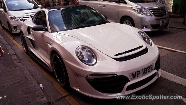 Porsche 911 GT2 spotted in Hong Kong, China