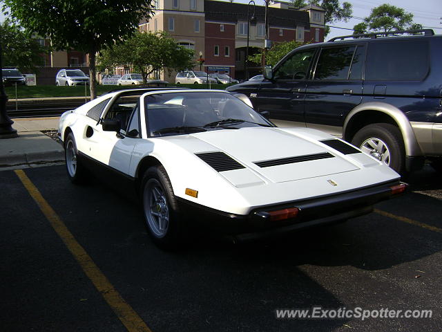 Ferrari 308 spotted in Downers Grove, Illinois