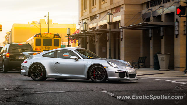 Porsche 911 GT3 spotted in Birmingham, Michigan