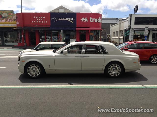 Rolls-Royce Phantom spotted in Auckland, New Zealand