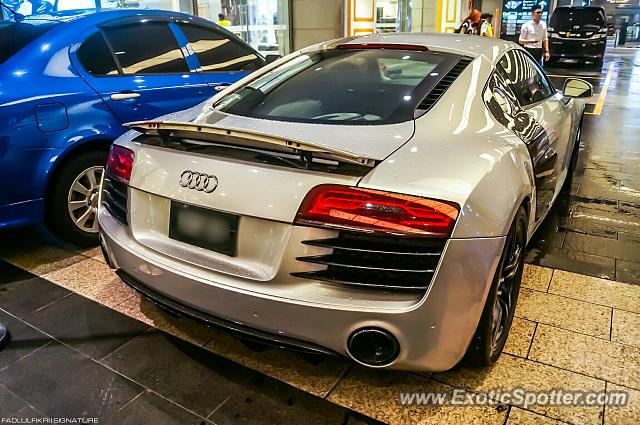 Audi R8 spotted in Pavilion, KL, Malaysia