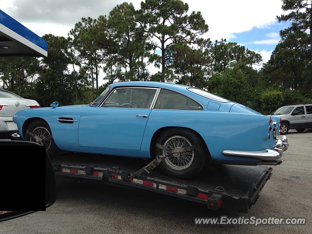 Aston Martin DB4 spotted in Stuart, Florida