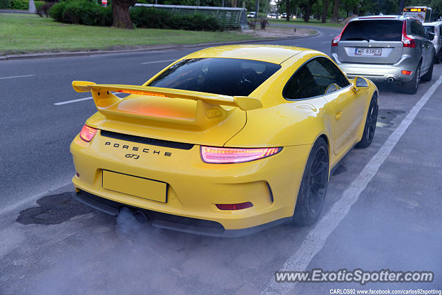 Porsche 911 GT3 spotted in Warsaw, Poland