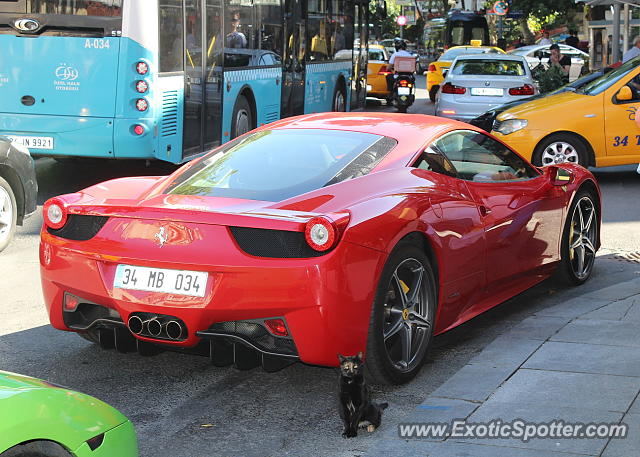 Ferrari 458 Italia spotted in Istanbul, Turkey