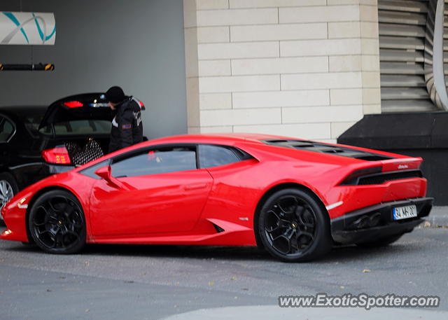 Lamborghini Huracan spotted in Istanbul, Turkey