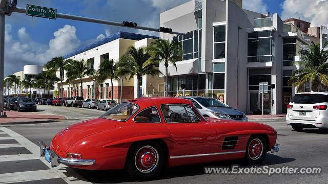 Mercedes 300SL spotted in Miami, Florida