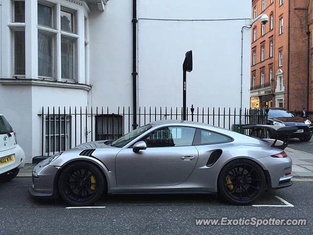 Porsche 911 GT3 spotted in London, United Kingdom