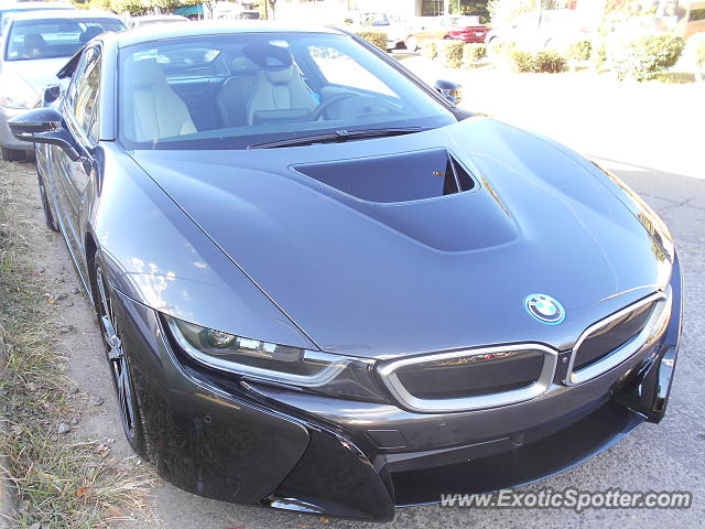 BMW I8 spotted in Guadalajara, Mexico