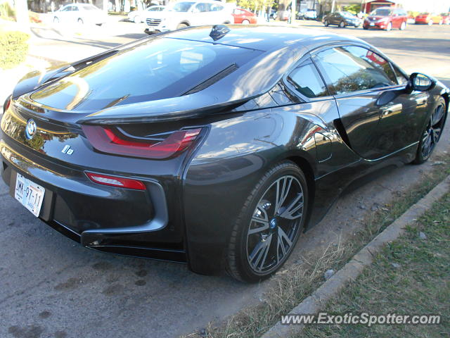 BMW I8 spotted in Guadalajara, Mexico