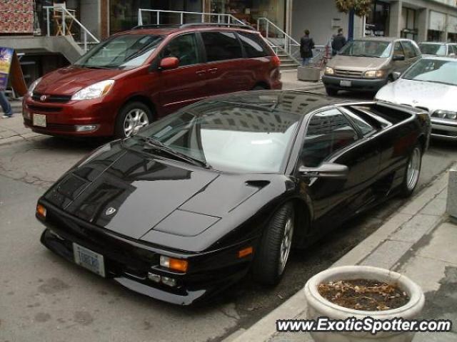 Lamborghini Diablo spotted in Toronto, Canada