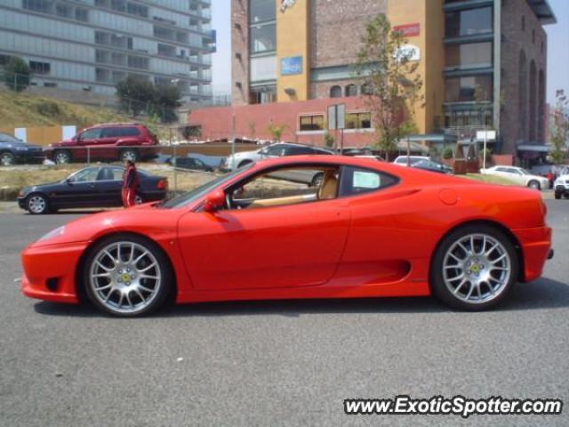 Ferrari 360 Modena spotted in Mexico City, Mexico