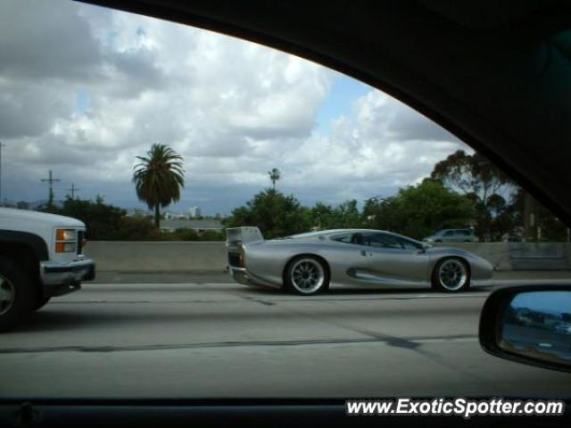 Jaguar XJ220 spotted in Los Angeles, California