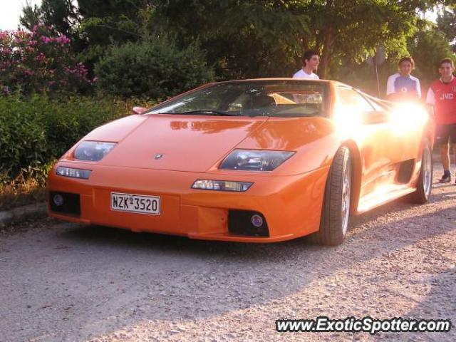 Lamborghini Diablo spotted in Thessaloniki, Greece