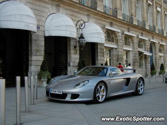 Porsche Carrera GT spotted in Paris, France