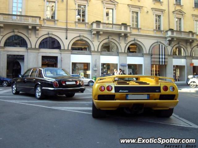 Lamborghini Diablo spotted in Milan, Italy