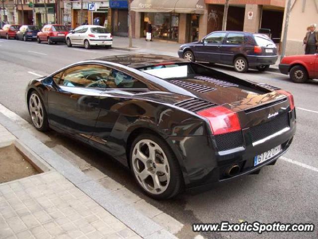 Lamborghini Gallardo spotted in Brcelona, Spain
