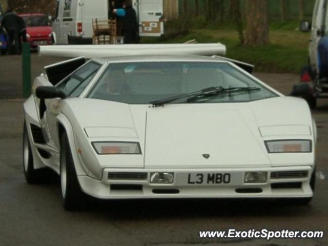 Lamborghini Countach spotted in Yorkshire, United Kingdom