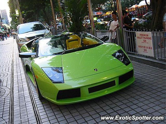 Lamborghini Murcielago spotted in Orchard, Singapore