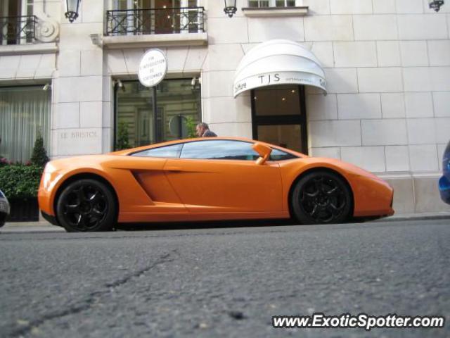 Lamborghini Gallardo spotted in Paris, France