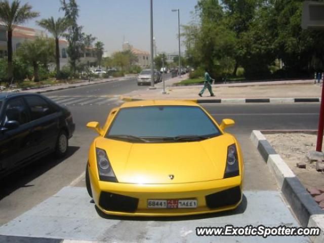 Lamborghini Gallardo spotted in Abu Dhabi, United Arab Emirates