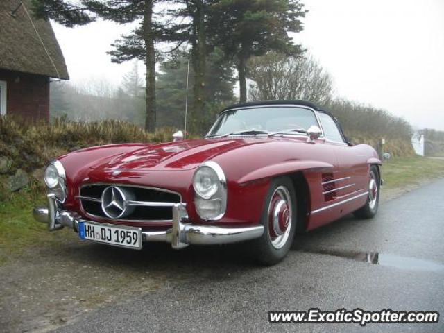 Mercedes 300SL spotted in Sylt, Germany