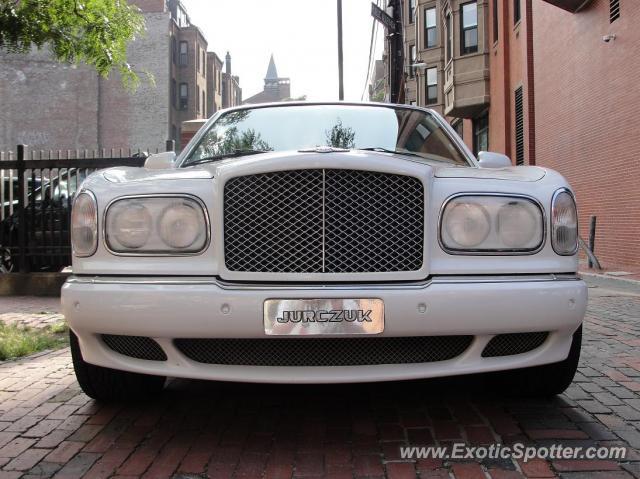 Bentley Arnage spotted in Boston, Massachusetts