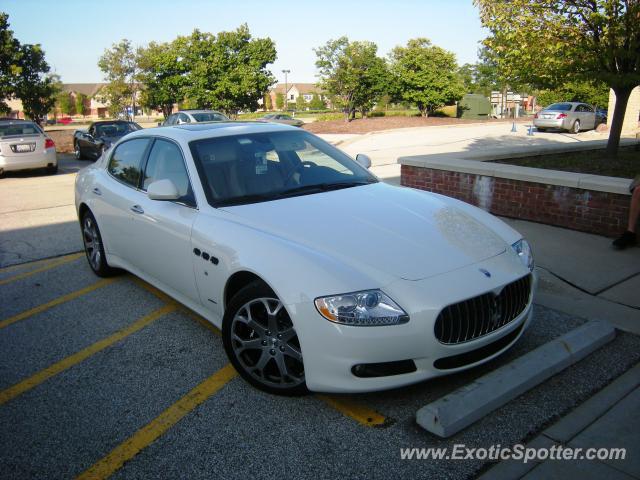 Maserati Quattroporte spotted in Deerpark, Illinois