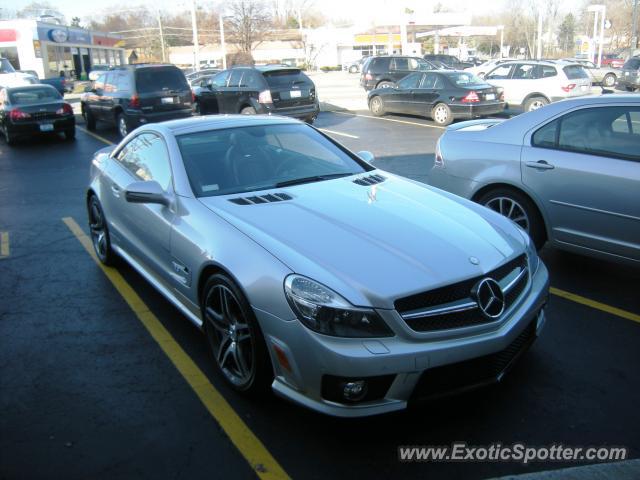 Mercedes SL 65 AMG spotted in Barrington, Illinois