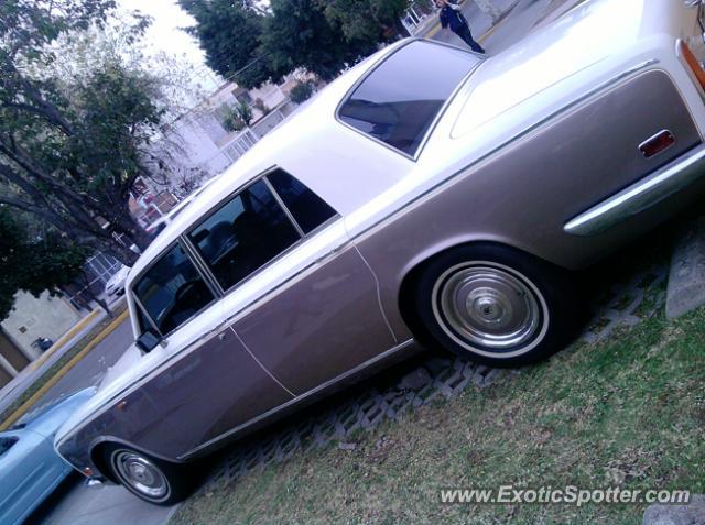 Rolls Royce Silver Shadow spotted in Guadalajara, Mexico