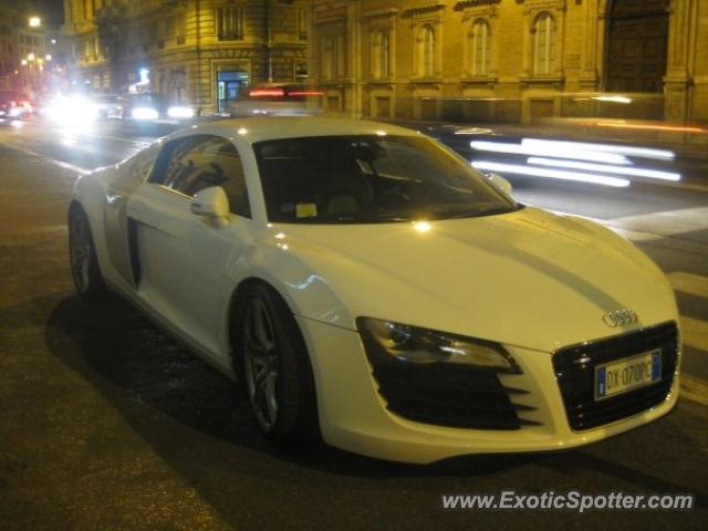 Audi R8 spotted in Rom, Italy